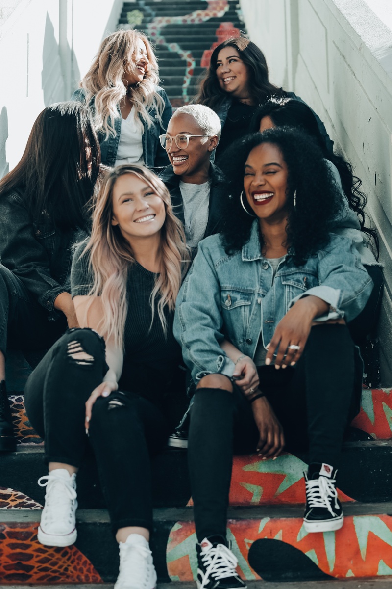 5 Reasons Why Women Need to Invest