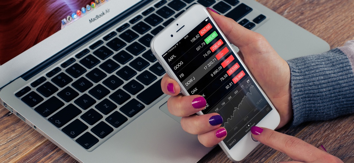 Staying Invested in a Tricky Market Environment