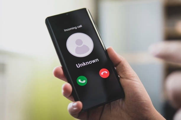 How to Avoid Phone Scams