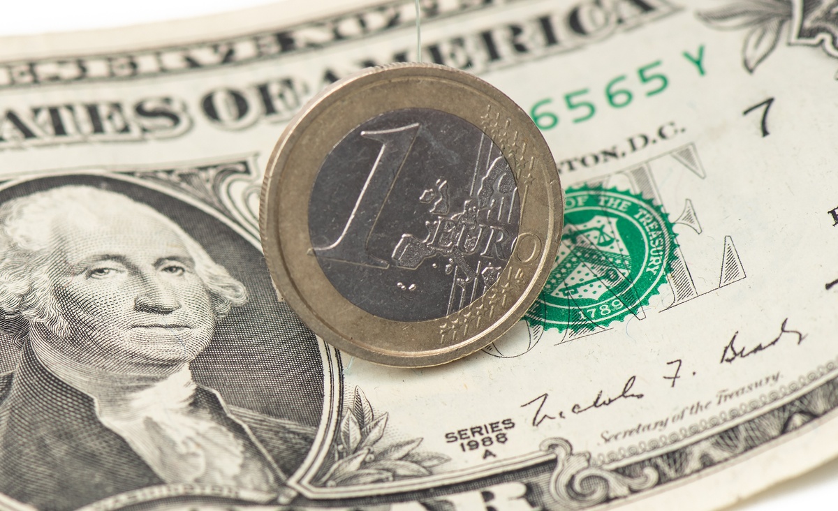 Euro/Dollar Parity & Summer Travel
