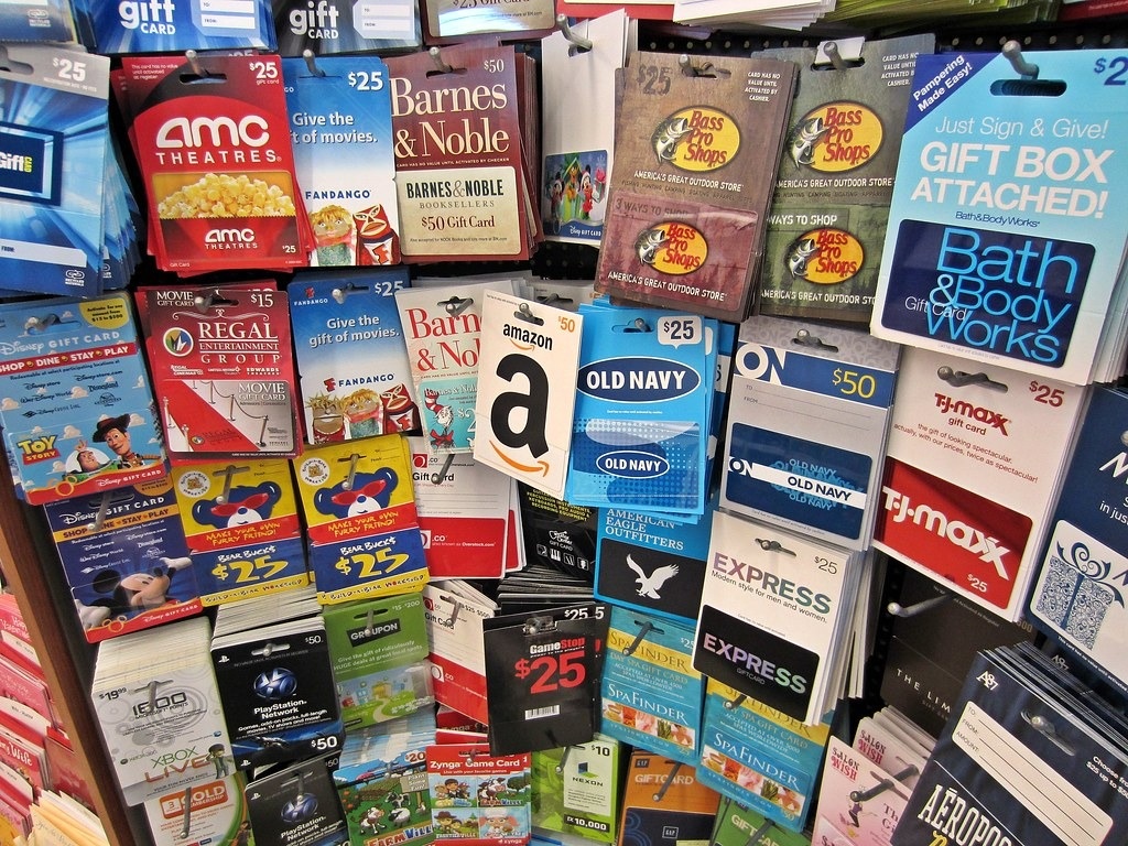 Americans have a collective $21 billion in unspent gift cards