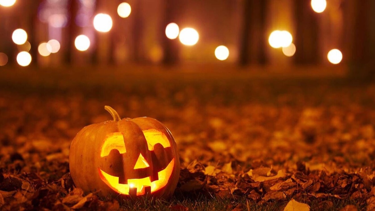 The Creepy Roots of Halloween and Its Traditions!