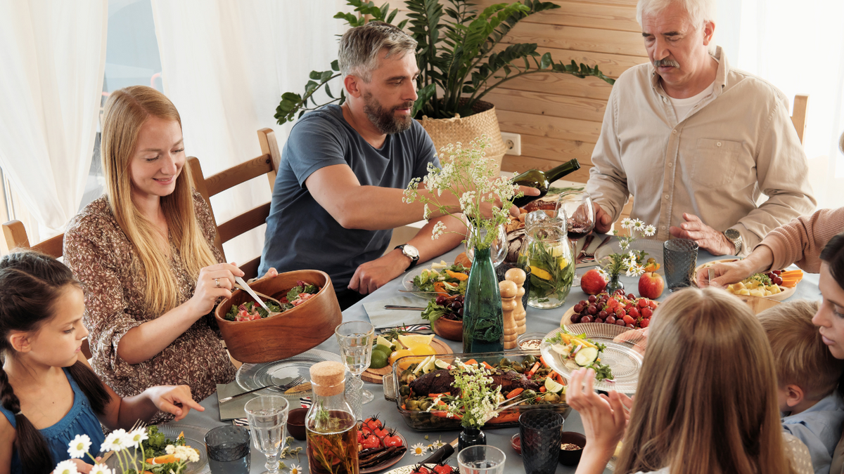 Discussing Finances Over the Holidays