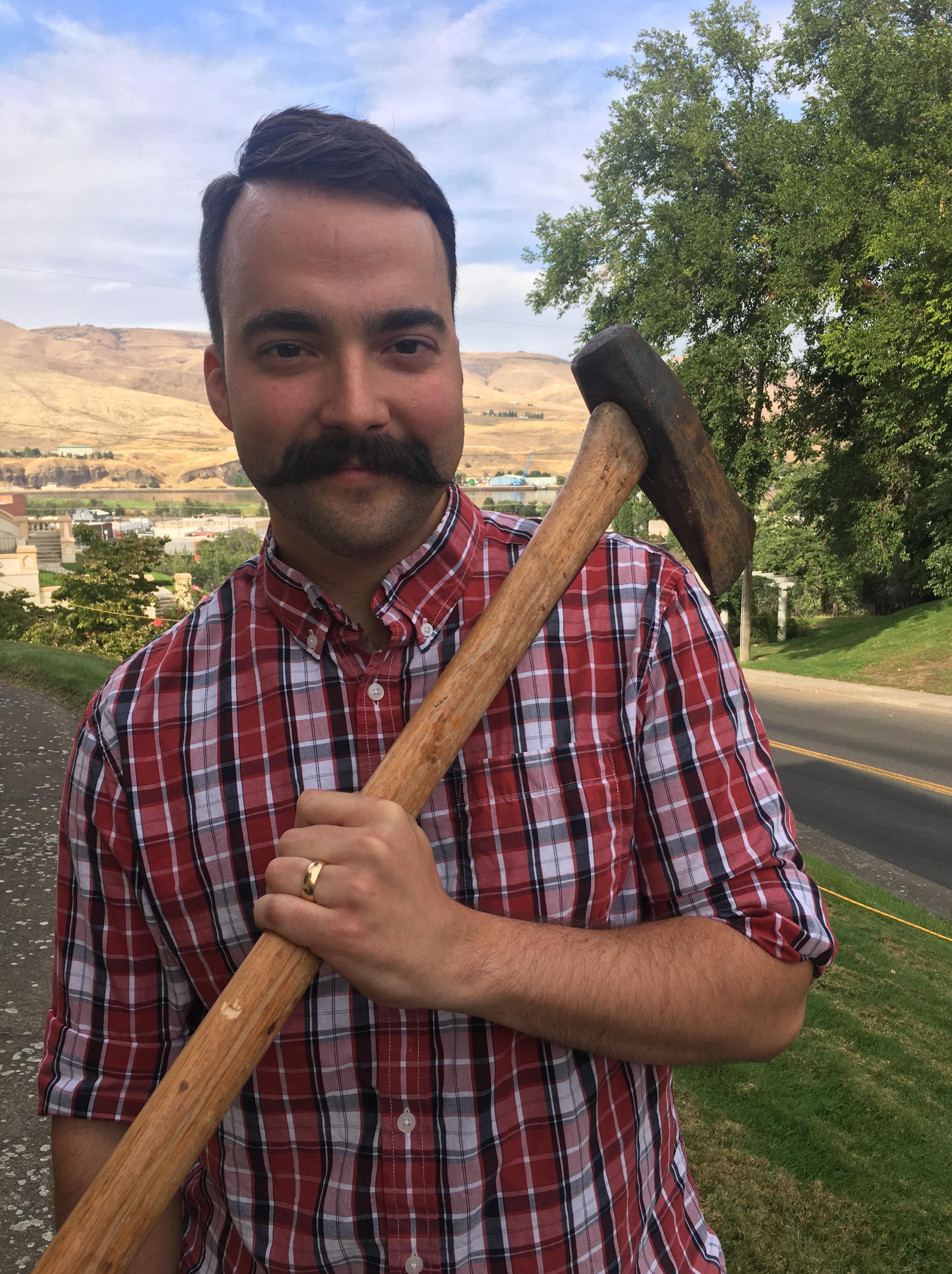stache 3