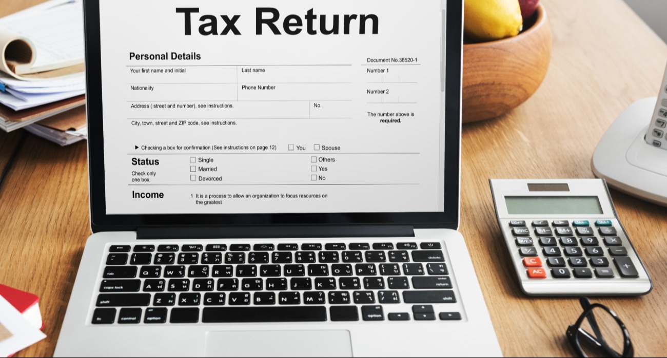 laptop showing a tax return form