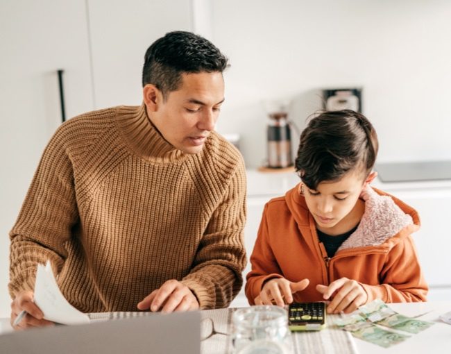 4 steps to teaching kids about money