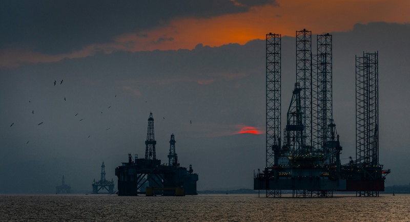 Markets, Oil, and Uncertainty: What Investors Should Know Right Now