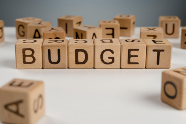 Small Financial Habits That Add Up Over Time