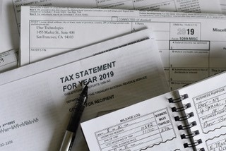 Tax Tips for Performing Artists: What you Can (and Can’t) Deduct