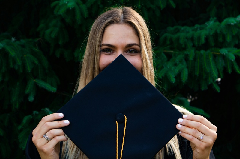 What’s the Job Market Look Like for 2025 Graduates?
