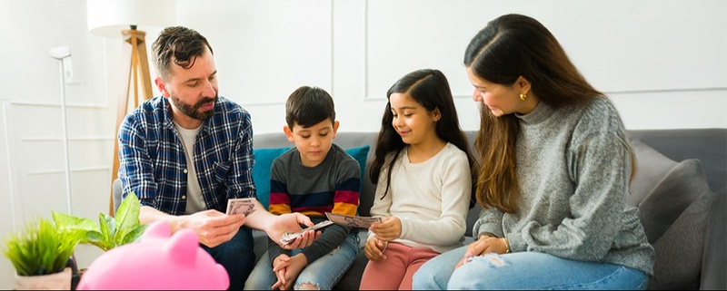 16 Fun Ways to Teach Kids Financial Literacy This Summer