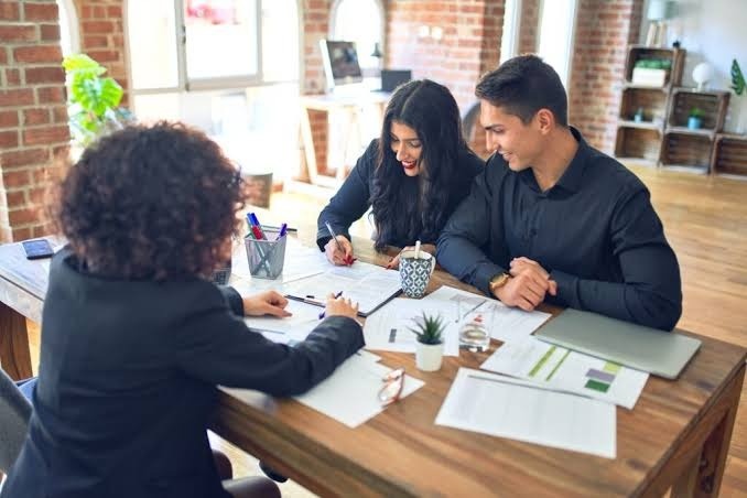 What Are Some Tax-Efficient Ways to Divest RSU Shares?