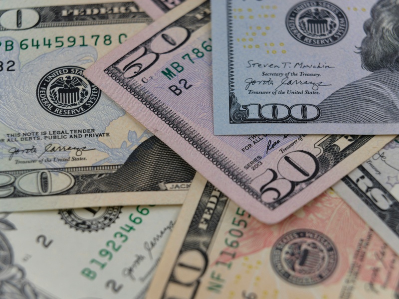 Quarterly Estimated Taxes: Who Needs to Pay and How to Avoid Penalties