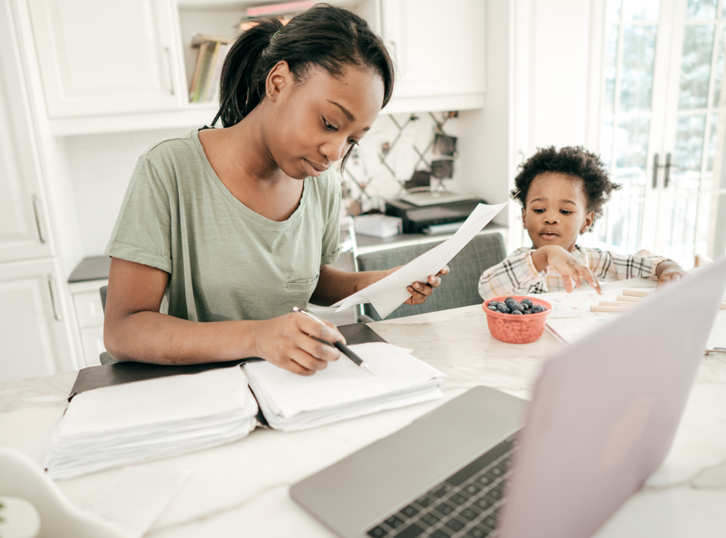 Do Middle-Income Families Need a Financial Advisor?