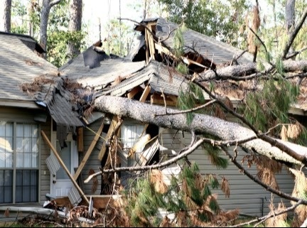 5 Ways to Safeguard Your Home Against Power Outages During Hurricane Season
