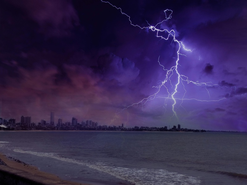 Lightning & Thunderstorm Safety