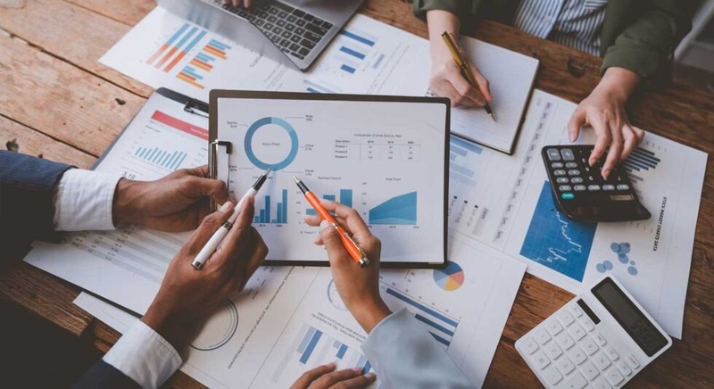 Mastering the Market: Navigating Fed Policy, Inflation, and Customized Solutions