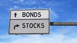 Understanding the Correlation Between Stocks and Bonds