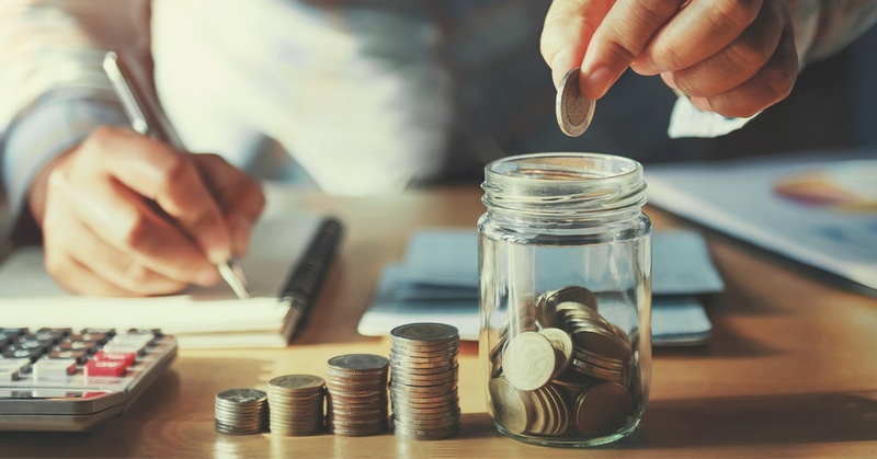 10 Money-Saving Travel Tips