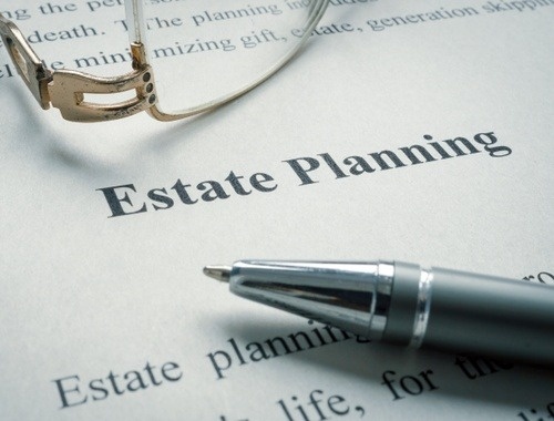 Wills vs. Trusts: When a Will Isn’t Quite Enough