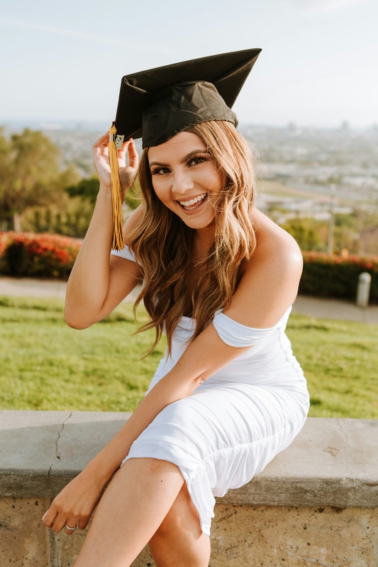 A Parent’s Guide to Helping New Graduates Become Financially Independent (Even in a Tough Job Market