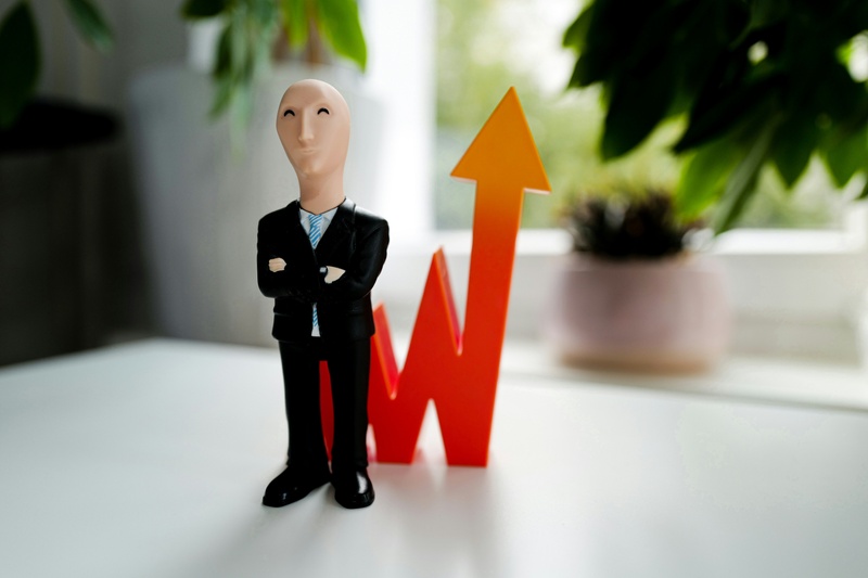 Why Paying Less Often Leads to Higher Returns
