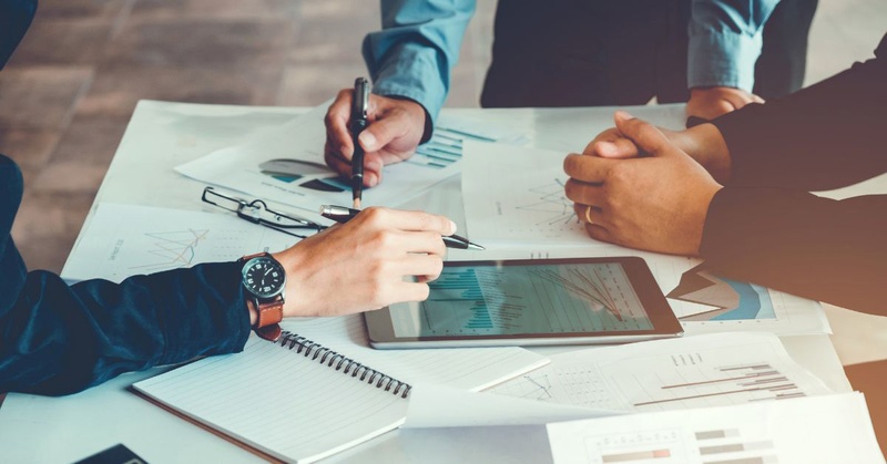 Emotional vs. Strategic Decisions