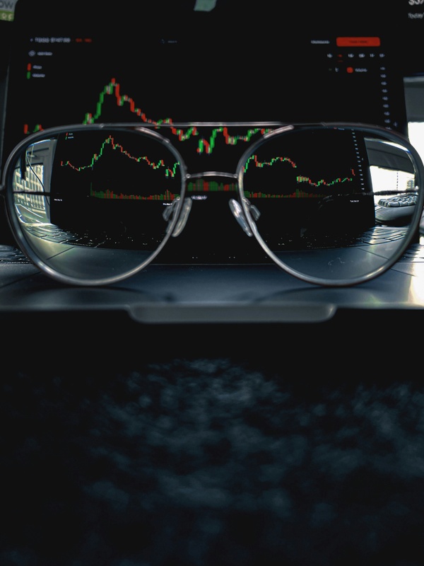 Should You Get More Conservative With Investments in Retirement?