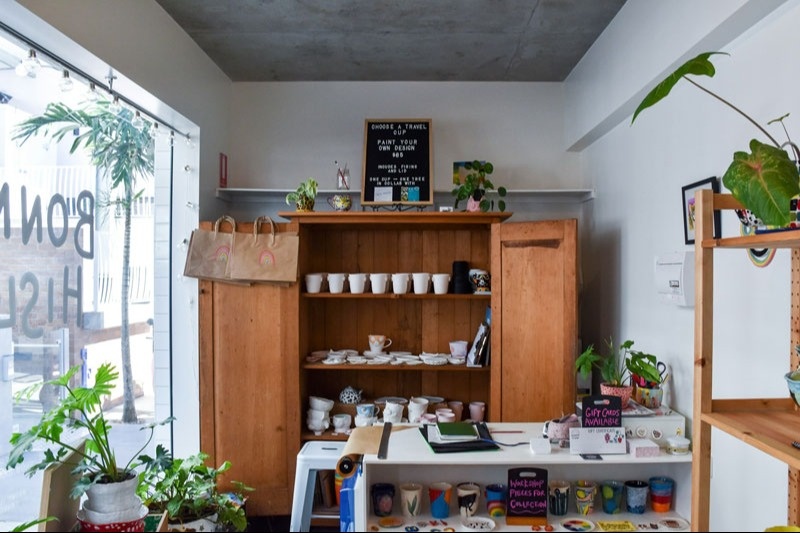 How to Support Local Businesses and Make a Difference This Holiday Season