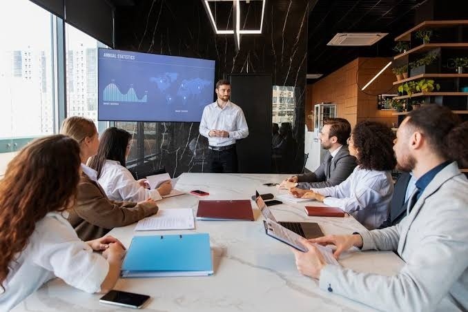 Why do Companies Grant RSUs to Employees Instead of Stock Options?