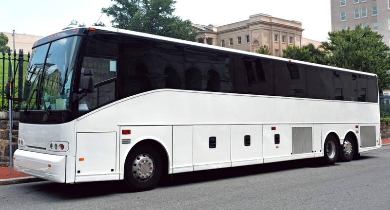 Limousine and Charter Bus Insurance: A Nationwide Guide