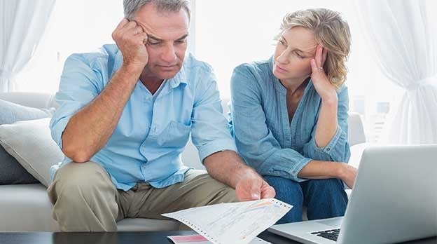 FINANCIAL CONSIDERATIONS DURING  A DIVORCE