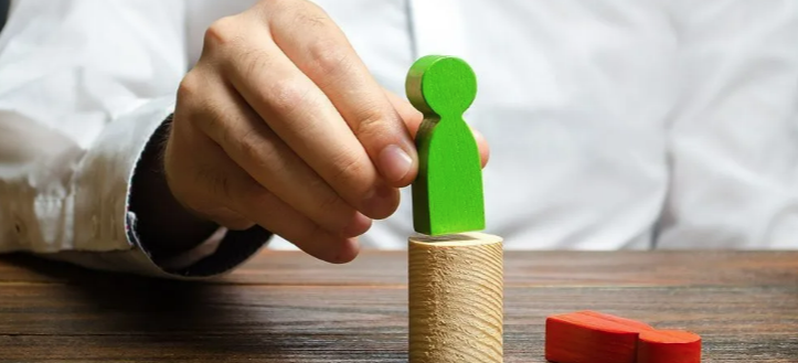 Seven Obstacles for Selling a Company to Key Employees