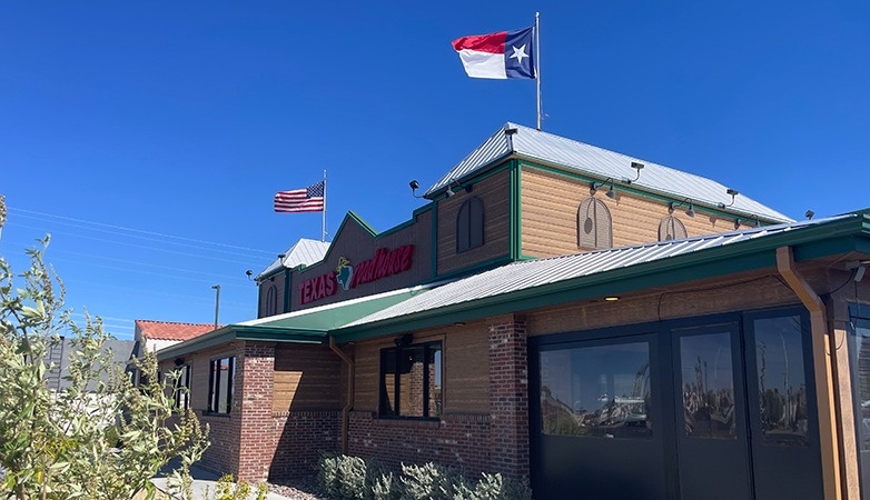 My Two Cents: Going to the Roadhouse