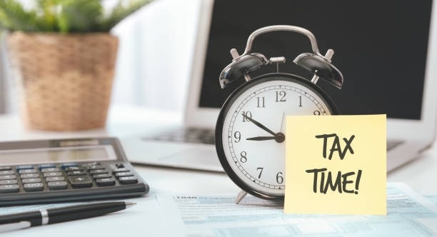 Feeling squeezed by time? Maybe you should file a tax extension.