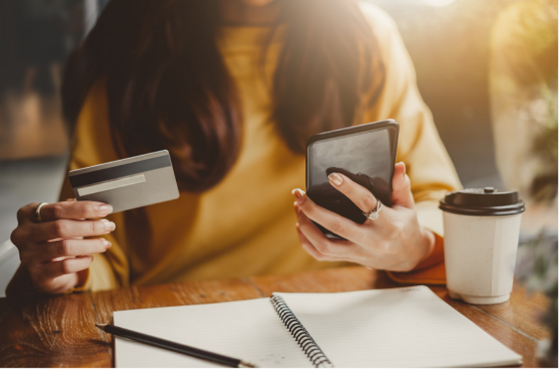 How to Pay Off Debt and Save for Retirement At the Same Time