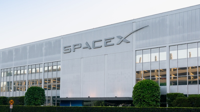 The SpaceX IPO Hype Is Real. So Is the Risk.