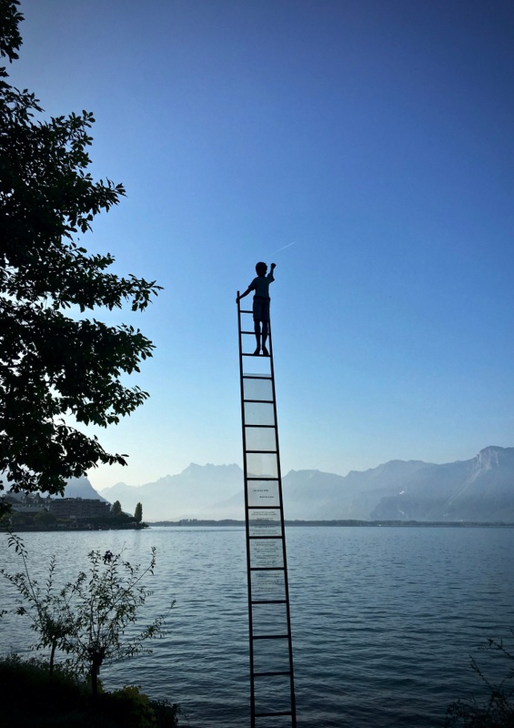 How to Build a Bond Ladder for Retirement Income
