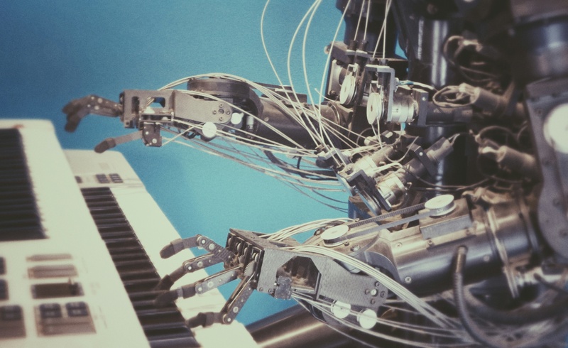 Robo-Advisor vs Human Advisor