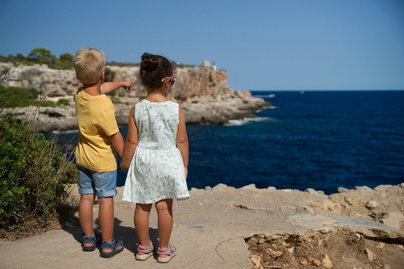 4 Ways to Teach Your Kids About Money