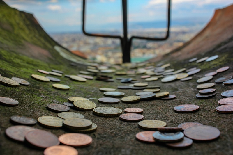 When Political Labels Flip: What Both Parties’ Economic Shifts Mean for Markets