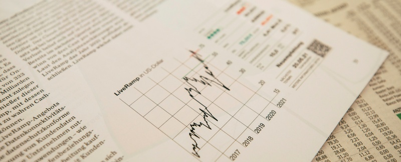 What Exactly Does A Financial Advisor Do? Do You Even Need One?