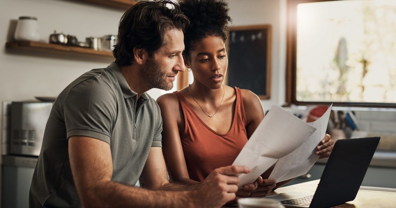 Spring Cleaning Your Finances: 5 Tips for a Fresh Start