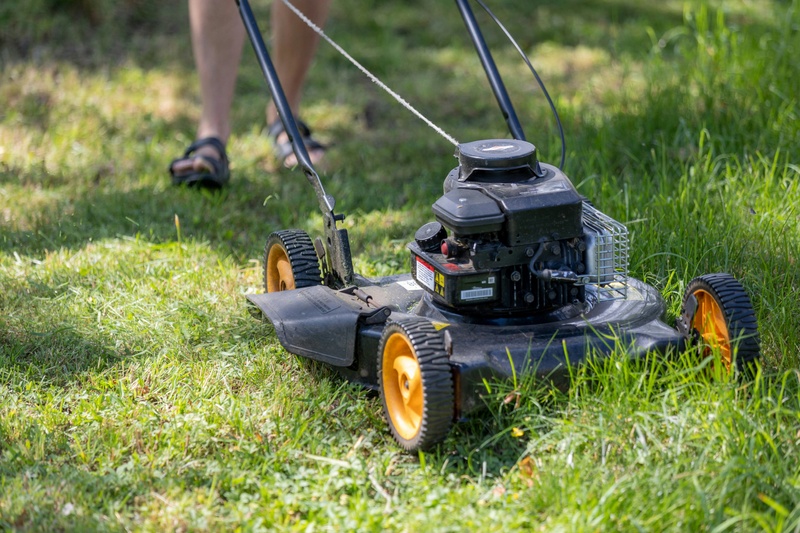 More Heat, More Hustle, More Risk: Is Your Workers’ Comp Policy Summer-Ready?