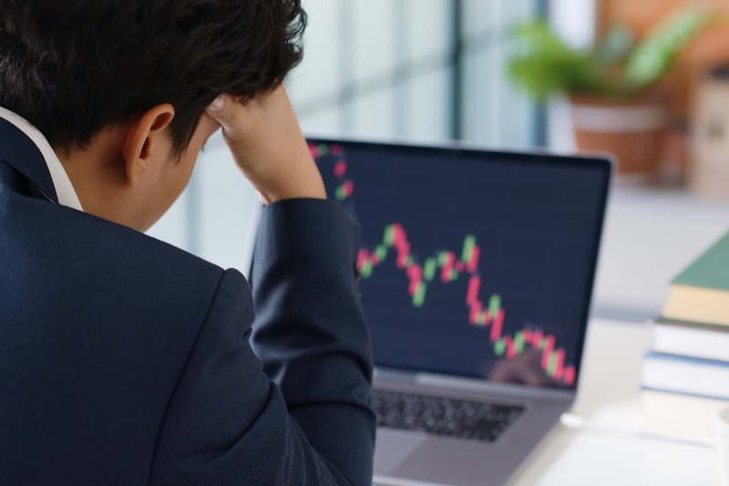 7 Ways to Overcome the Risks of Retiring Into a Down Stock Market