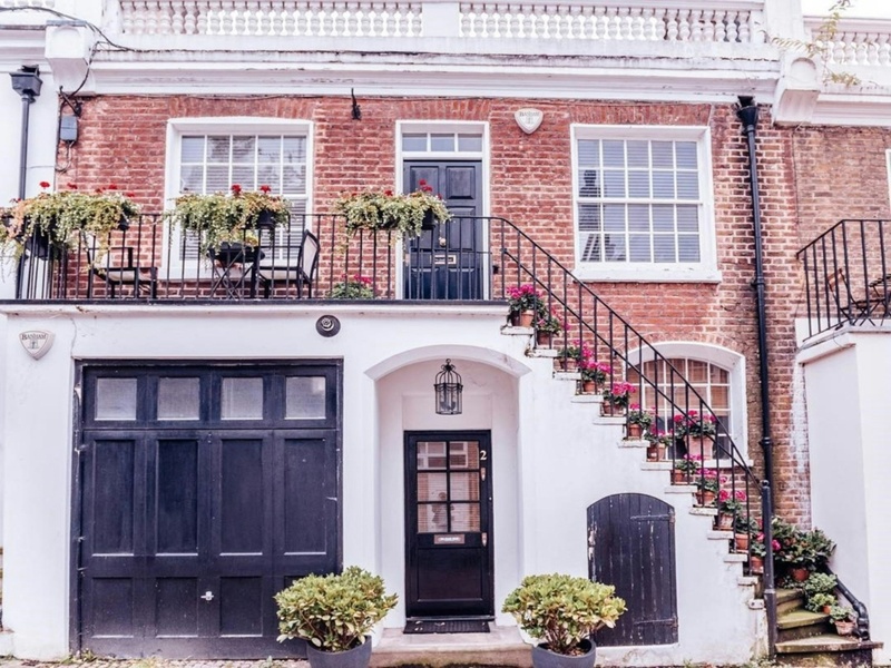 Why You Shouldn’t Buy the Home You’re Approved For: A Reality Check on Mortgage Lenders and Income C