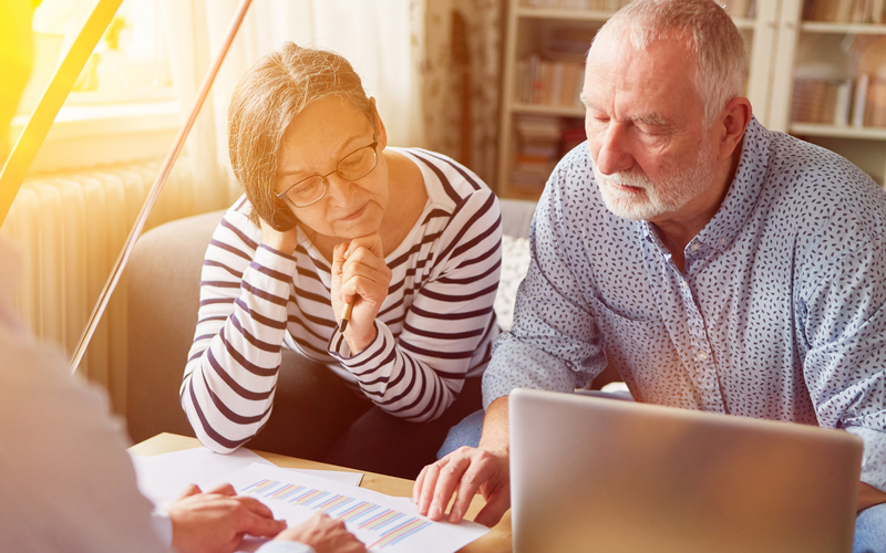 Men vs. Women: Who Are the Better Investors?