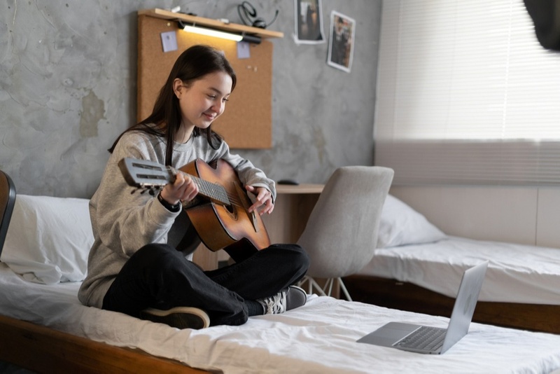 Homeowner’s Policy vs. Personal Articles Floater: What’s Best for Your College Student’s Gear?
