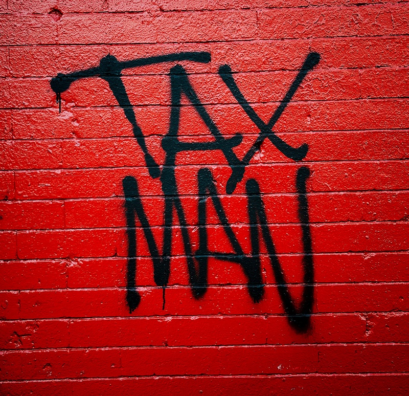 Navigating Taxes: Understanding the Difference Between Tax Preparation and Tax Planning