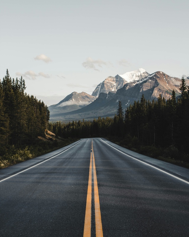 Understanding Comprehensive vs. Collision Coverage for Mountain Drivers